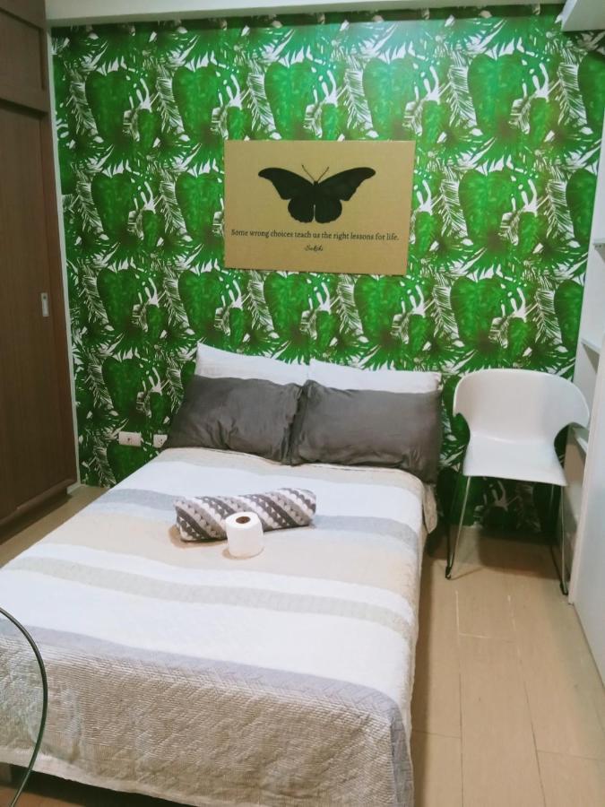 Henry'S Newport Condotel Pasay Exterior foto
