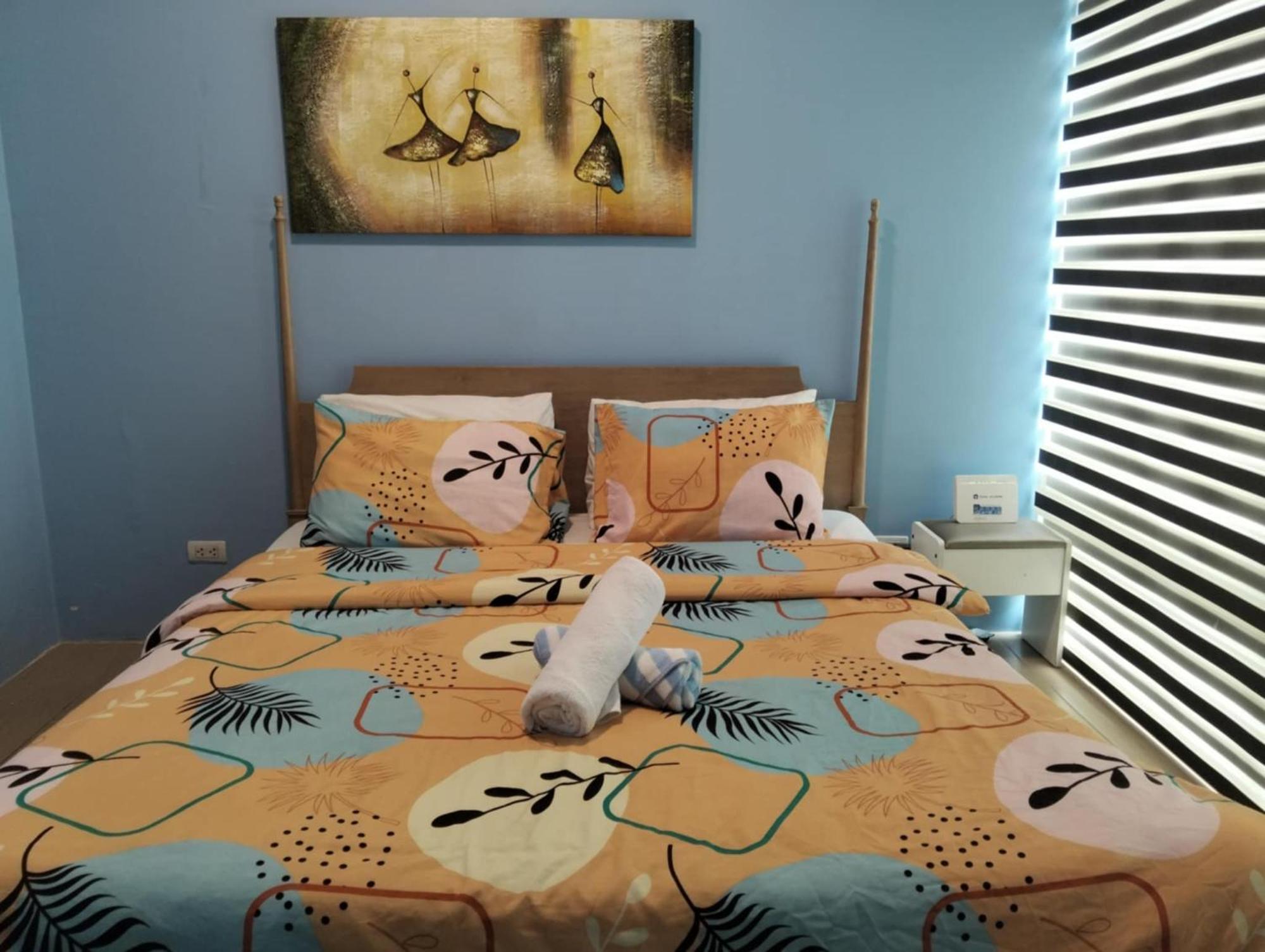 Henry'S Newport Condotel Pasay Exterior foto